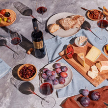 Lade das Bild in den Galerie-Viewer, Senza Parole Weine
