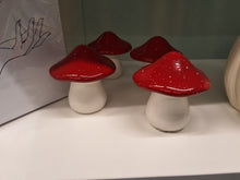 Lade das Bild in den Galerie-Viewer, Pilz Keramik
